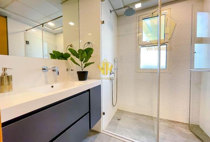 982498 - Property Image 3