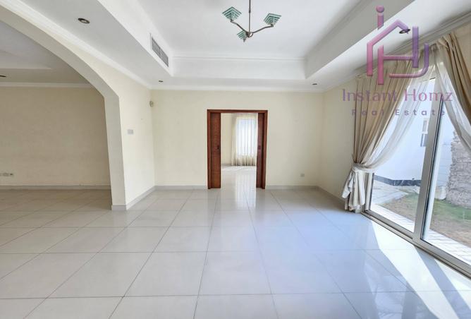 980957 - Property Image 2