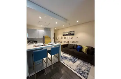 Living / Dining Room image for: Apartment - 1 Bathroom for rent in Al Juffair - Capital Governorate, Image 1