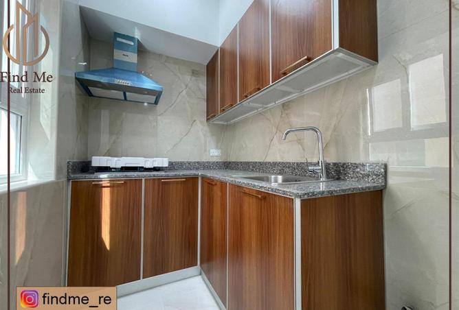 966327 - Property Image 2