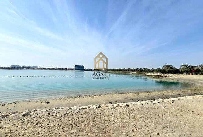 978898 - Property Main Image