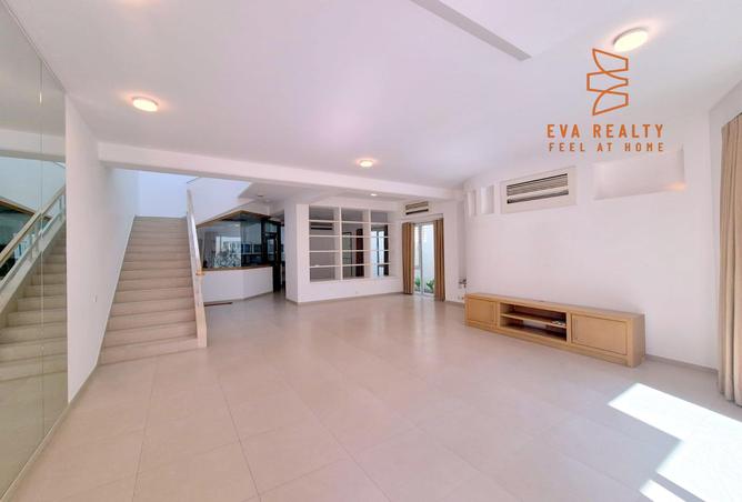956870 - صورة العقار 2