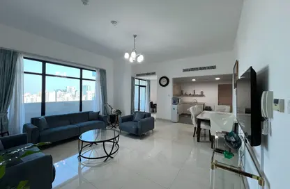 Apartment - 3 Bedrooms - 3 Bathrooms for rent in Al Juffair - Capital Governorate