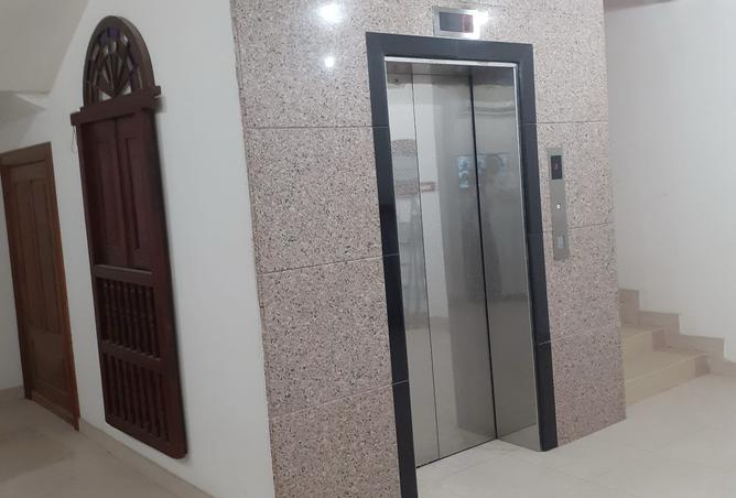 987670 - Property Image 3