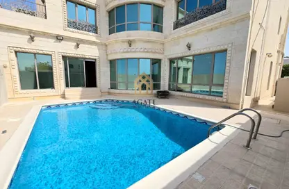 Villa - 6 Bedrooms - 7+ Bathrooms for rent in Arad - Muharraq Governorate