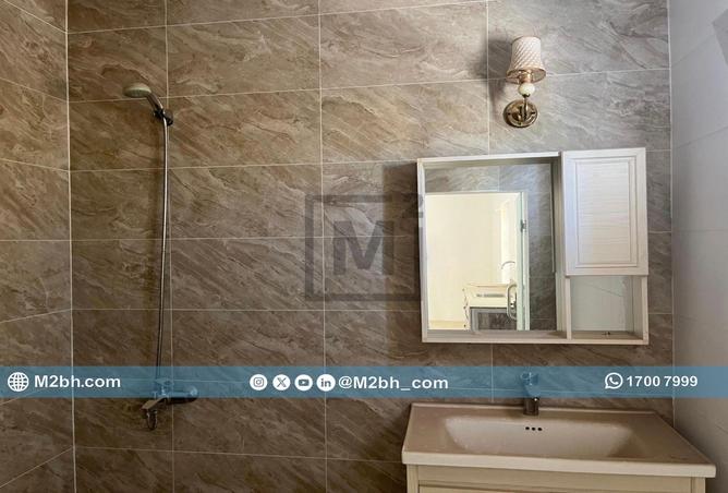 953840 - Property Image 3