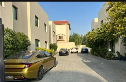 Villa - 4 Bedrooms - 4 Bathrooms for rent in Sanad - Central Governorate