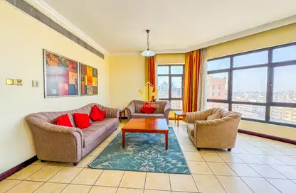 Apartment - 2 Bedrooms - 3 Bathrooms for rent in Hoora - Capital Governorate