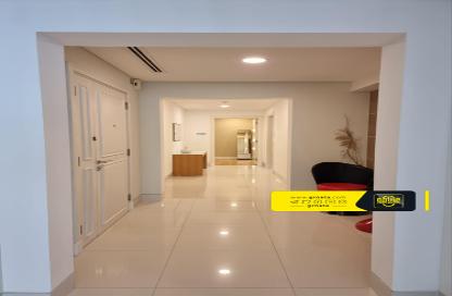 Apartment - 3 Bedrooms - 3 Bathrooms for rent in Seef - Capital Governorate