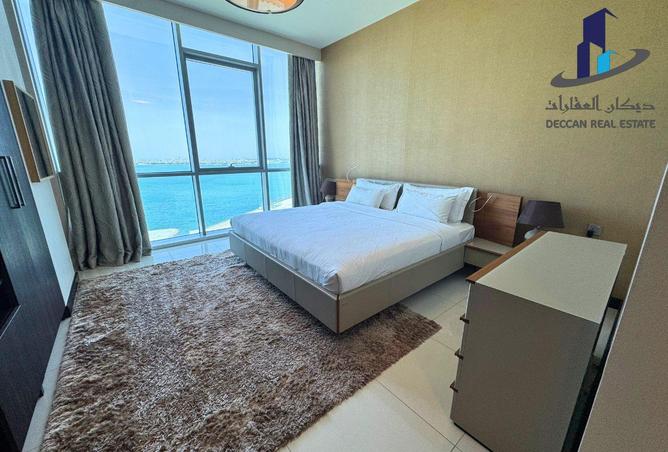 990199 - Property Image 2