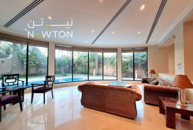 988143 - Property Main Image