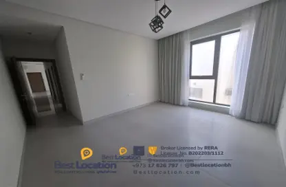 Apartment - 2 Bedrooms - 2 Bathrooms for rent in Mahooz - Manama - Capital Governorate