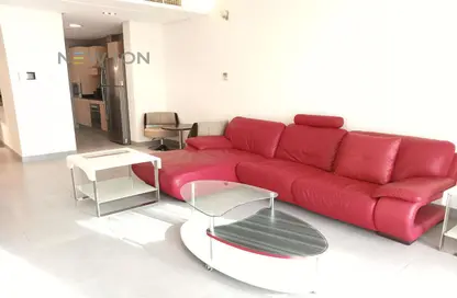 Living Room image for: Apartment - 1 Bedroom - 1 Bathroom for rent in Amwaj Marina - Amwaj Islands - Muharraq Governorate, Image 1
