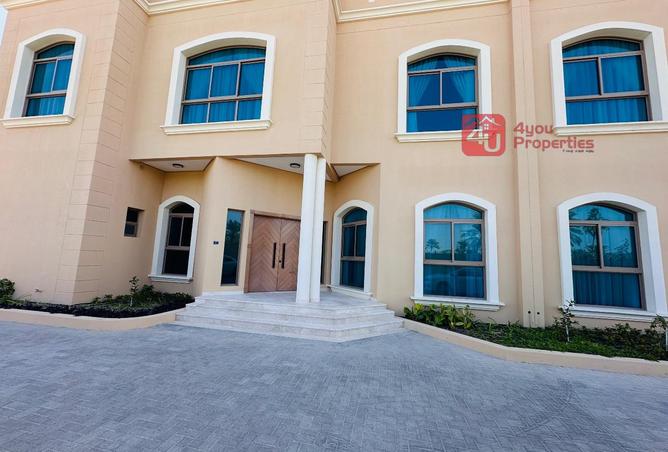 989393 - Property Main Image