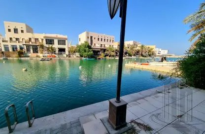 Villa - 2 Bedrooms - 3 Bathrooms for sale in Al Marsa Floating City - Amwaj Islands - Muharraq Governorate