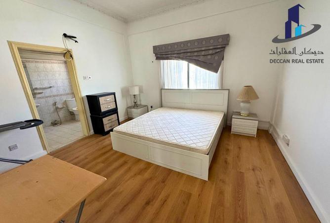 988090 - Property Image 2