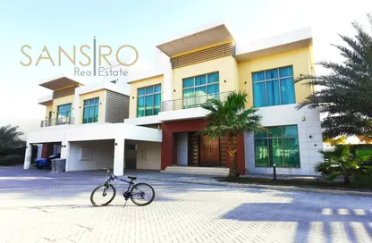 Villa - 4 Bedrooms - 5 Bathrooms for rent in Hamala - Northern Governorate