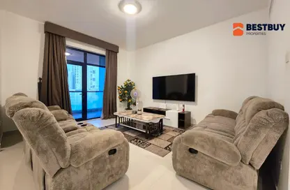 Duplex - 2 Bedrooms - 3 Bathrooms for rent in Al Juffair - Capital Governorate