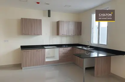 Kitchen image for: Apartment - 3 Bedrooms - 3 Bathrooms for sale in Saraya 2 - Bu Quwah - Northern Governorate, Image 1