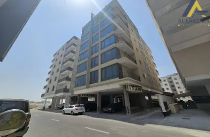 Apartment - 3 Bedrooms - 3 Bathrooms for sale in Al Bahair - Riffa - Southern Governorate