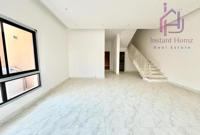 955633 - Property Image 2