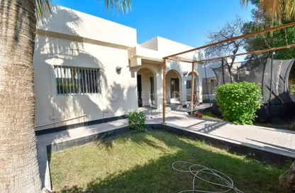 Villa - 3 Bedrooms - 3 Bathrooms for rent in Tubli - Central Governorate