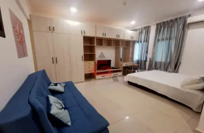 Room / Bedroom image for: Apartment - 1 Bathroom for rent in Exhibition Road - Hoora - Capital Governorate, Image 1