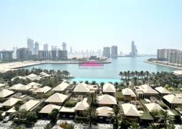 Penthouse - 4 bedrooms - 2 bathrooms for rent in Reef Island - Capital Governorate