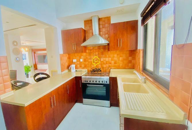 877601 - Property Image 3