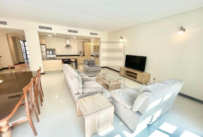962320 - Property Image 2