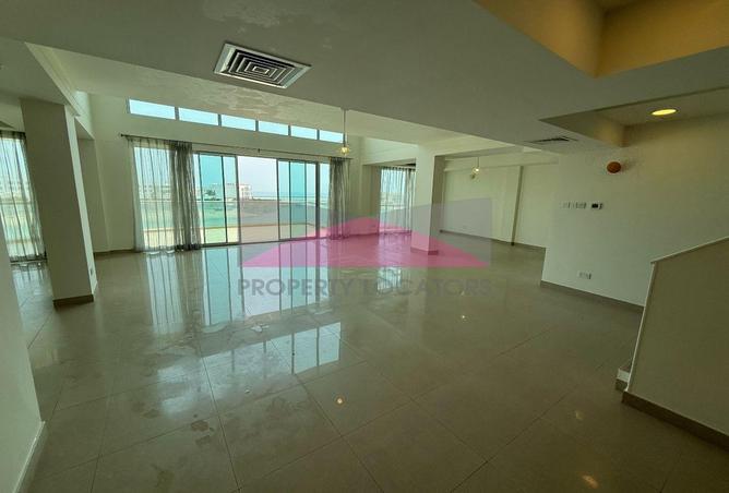 943373 - Property Image 2