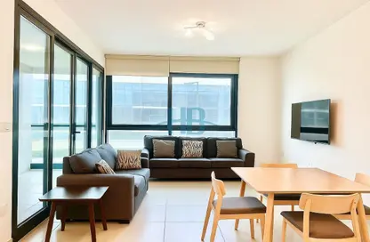 شقة - 2 غرف نوم - 2 حمامات للايجار في مراسي البحرين - ديار المحرق - المحرق