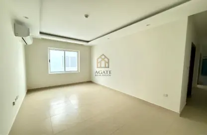 Apartment - 2 Bedrooms - 3 Bathrooms for rent in Hidd - Muharraq Governorate