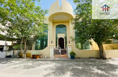 Villa - 5 Bedrooms - 5 Bathrooms for rent in Zinj - Manama - Capital Governorate