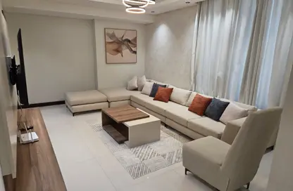 شقة - 4 غرف نوم - 4 حمامات للايجار في السيف - محافظة العاصمة