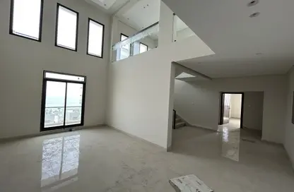Duplex - 4 Bedrooms - 5 Bathrooms for sale in Hidd - Muharraq Governorate