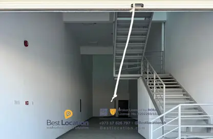 Warehouse - Studio - 1 Bathroom for rent in Diyar Al Muharraq - Muharraq Governorate