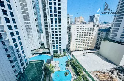 Apartment - 2 Bedrooms - 3 Bathrooms for rent in Al Juffair - Capital Governorate