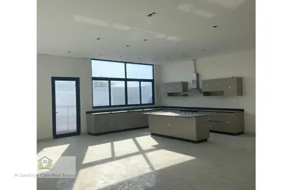 Kitchen image for: Villa - 3 Bedrooms - 5 Bathrooms for sale in Hamala - Northern Governorate, Image 1