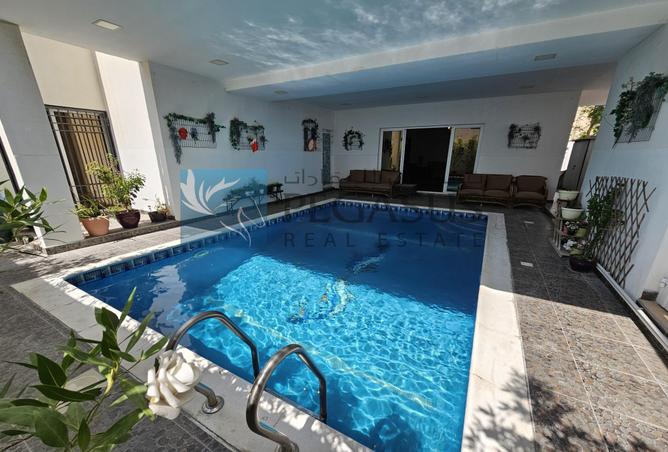 734244 - Property Image 2