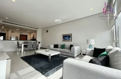 Apartment - 2 Bedrooms - 3 Bathrooms for rent in Reef Island - Capital Governorate