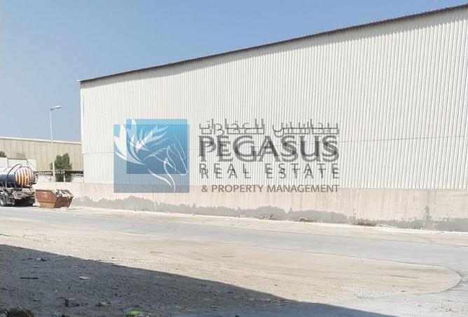 985482 - Property Image 3