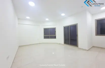 Apartment - 3 Bedrooms - 2 Bathrooms for rent in Hidd - Muharraq Governorate