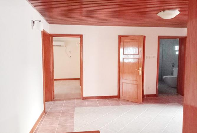 974276 - Property Image 3