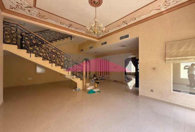 949291 - Property Image 3