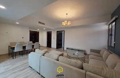 Apartment - 2 Bedrooms - 3 Bathrooms for rent in Amwaj Avenue - Amwaj Islands - Muharraq Governorate