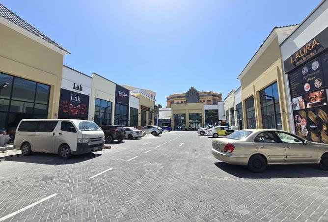 Shop - Studio for rent in Adliya - Manama - Capital Governorate
