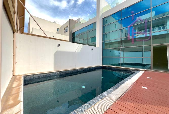 971300 - Property Main Image