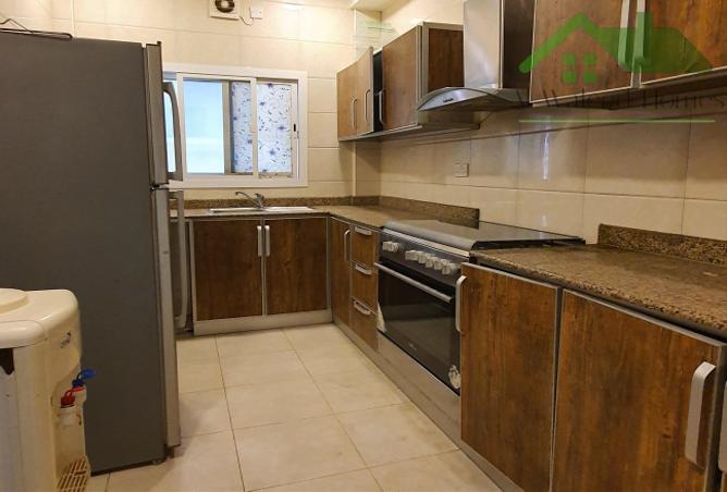 725900 - Property Image 2