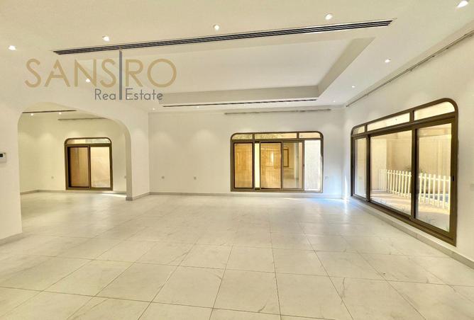 978379 - Property Image 3